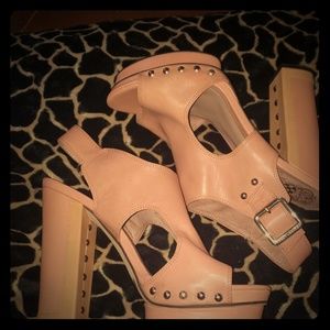 Vince Camuto Nude Platform Heels